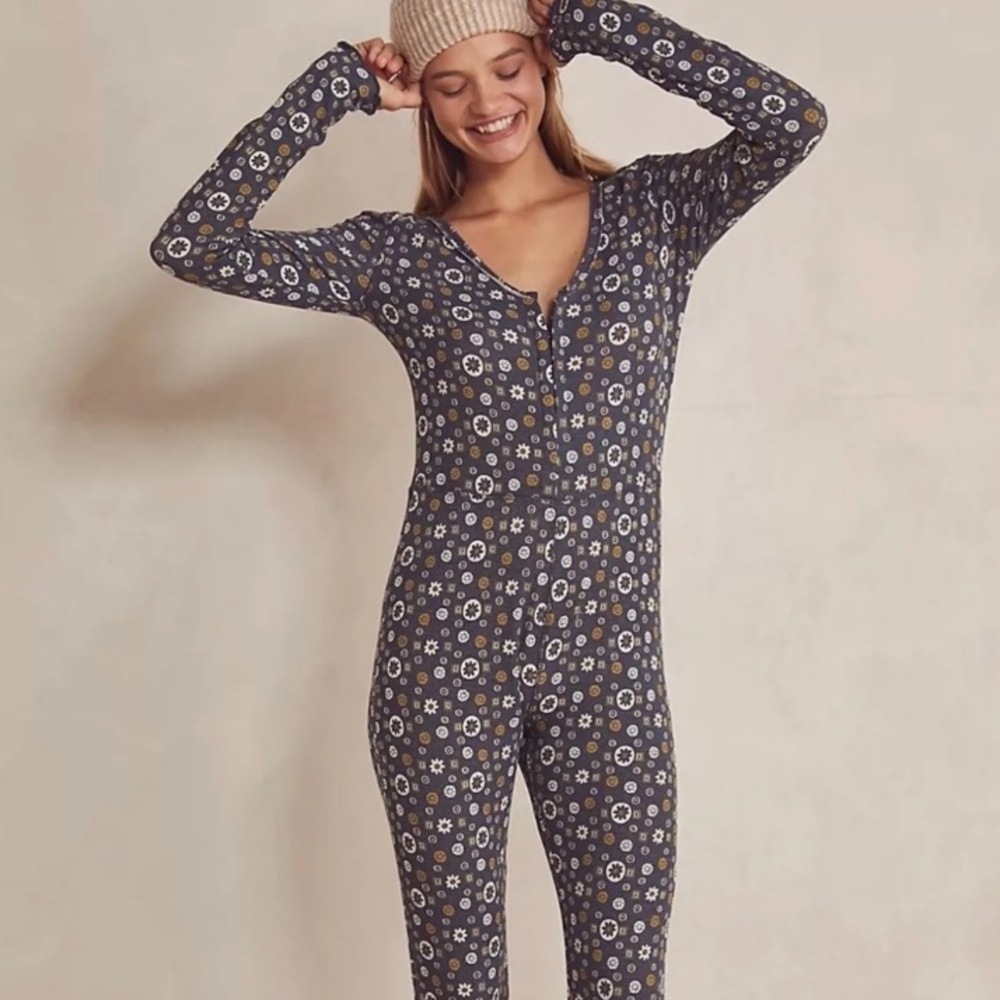 Brand NWOT Free People long john one piece pajamas,, size M